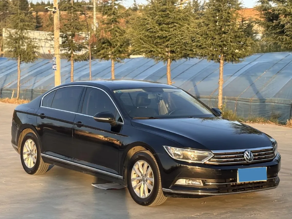 2018 Volkswagen Magotan 1.4T 150HP L4 7DCT,autocango,china used car exporter,china ev exporter,chinese used car exporter,chinese used ev exporter