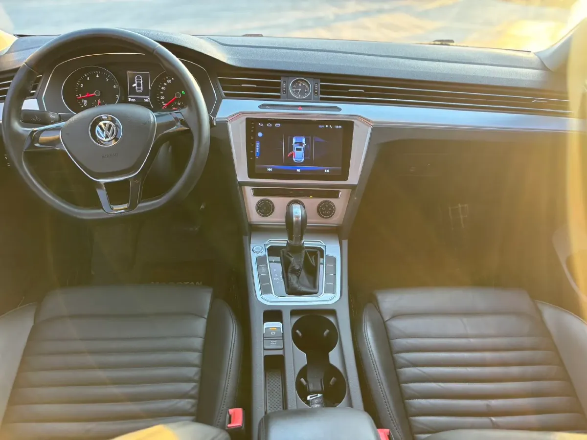 2018 Volkswagen Magotan 1.4T 150HP L4 7DCT,autocango,china used car exporter,china ev exporter,chinese used car exporter,chinese used ev exporter