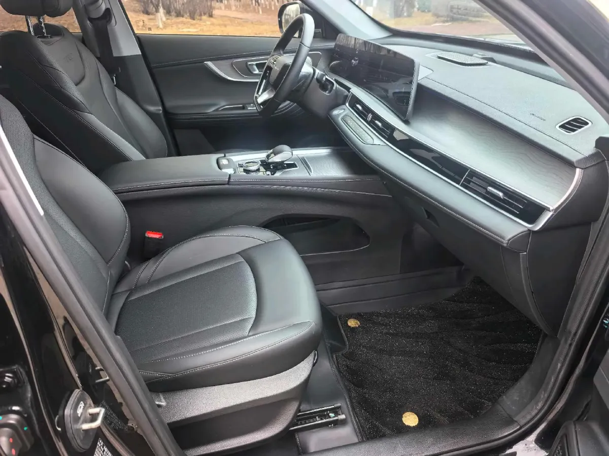 2025 Chery Tiggo 8 PRO 1.6T 197HP L4 7DCT,autocango,china used car exporter,china ev exporter,chinese used car exporter,chinese used ev exporter