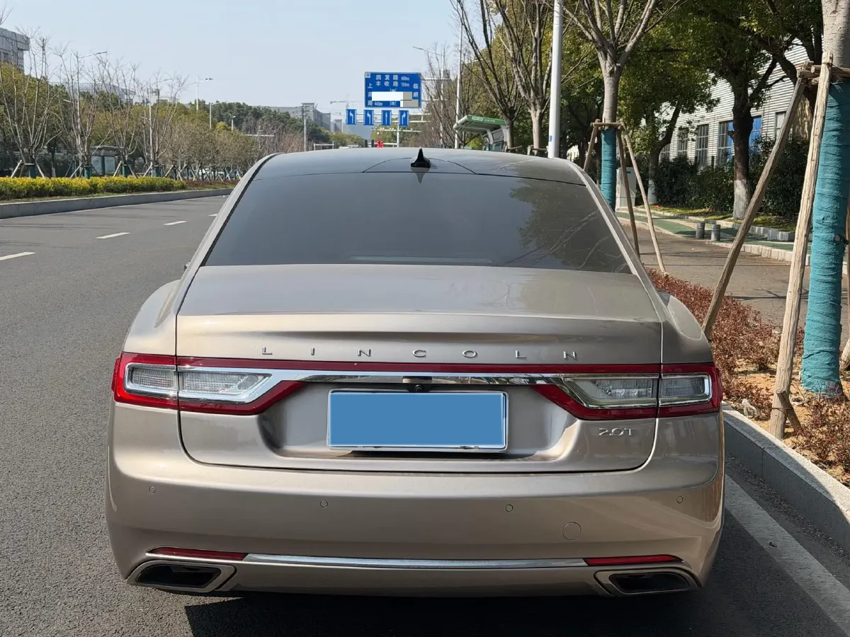 2018 Lincoln Continental 2.0T 261HP L4 6AT,autocango,china used car exporter,china ev exporter,chinese used car exporter,chinese used ev exporter