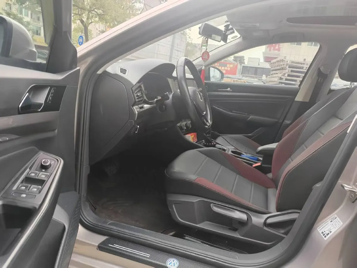 2021 Volkswagen Bora 1.5L 113HP L4 6AT,autocango,china used car exporter,china ev exporter,chinese used car exporter,chinese used ev exporter