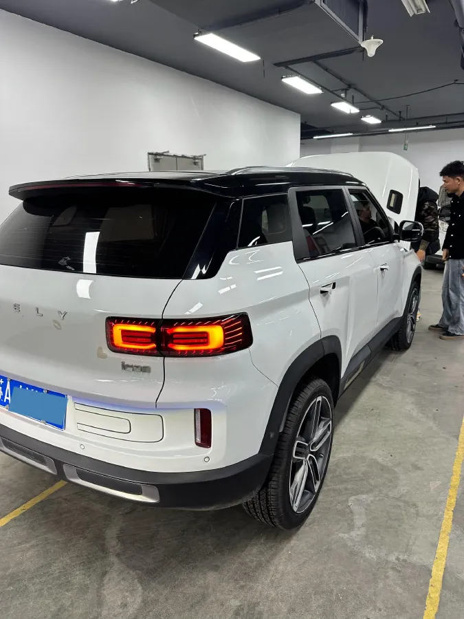 2020 Geely ICON 1.5T 177HP L3 7DCT,autocango,china used car exporter,china ev exporter,chinese used car exporter,chinese used ev exporter