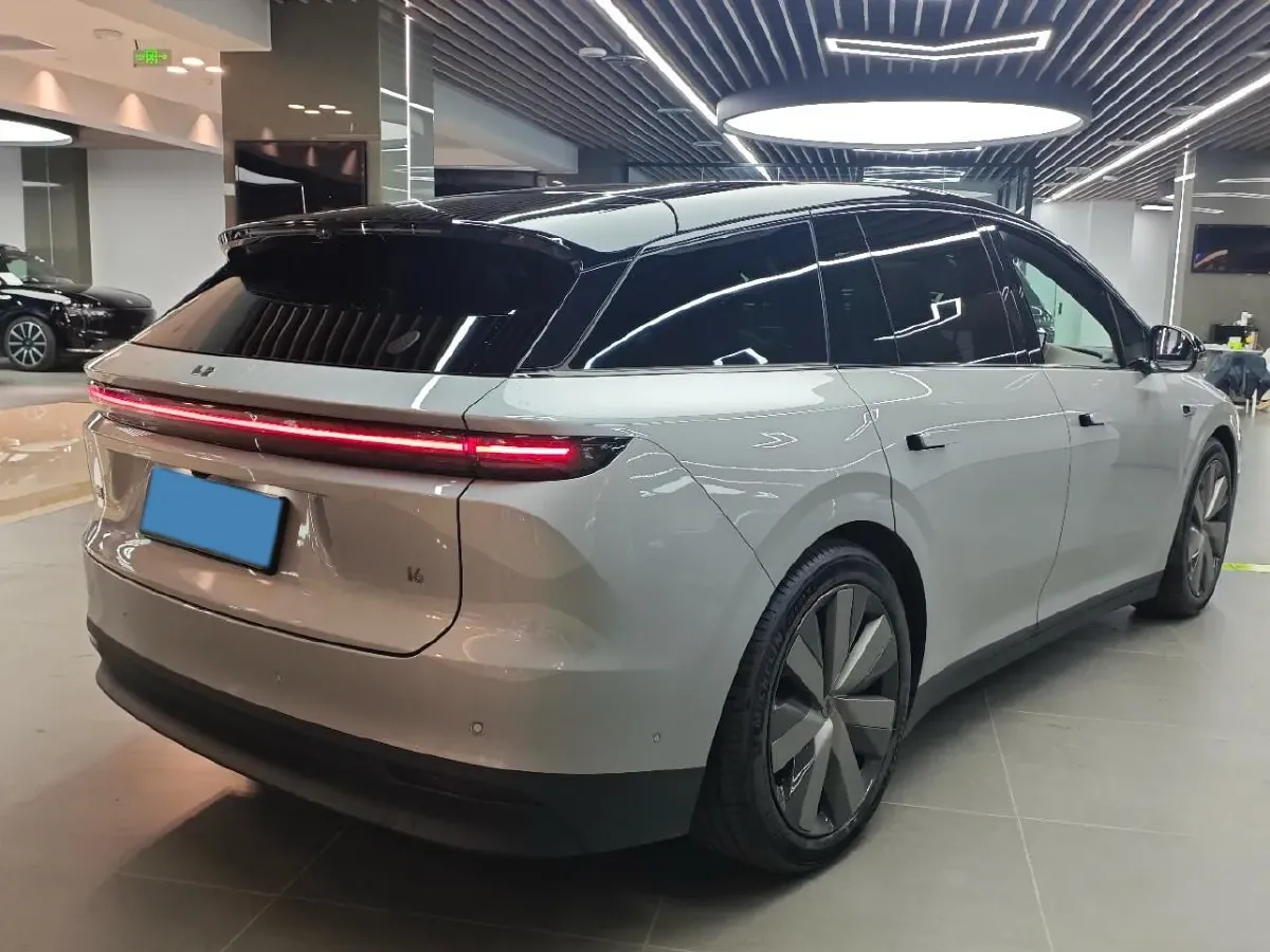 2025 Li i6 BEV,autocango,china used car exporter,china ev exporter,chinese used car exporter,chinese used ev exporter