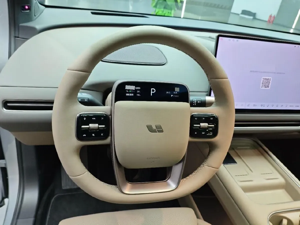 2025 Li i6 BEV,autocango,china used car exporter,china ev exporter,chinese used car exporter,chinese used ev exporter