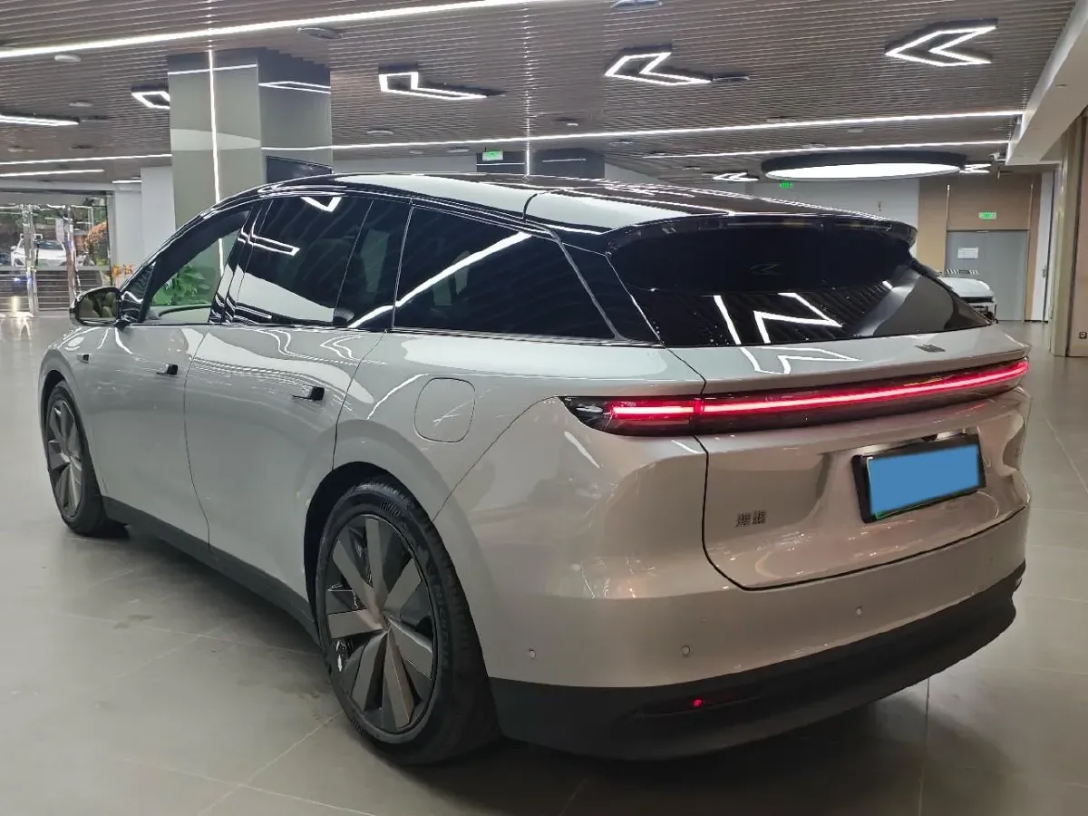 2025 Li i6 BEV,autocango,china used car exporter,china ev exporter,chinese used car exporter,chinese used ev exporter