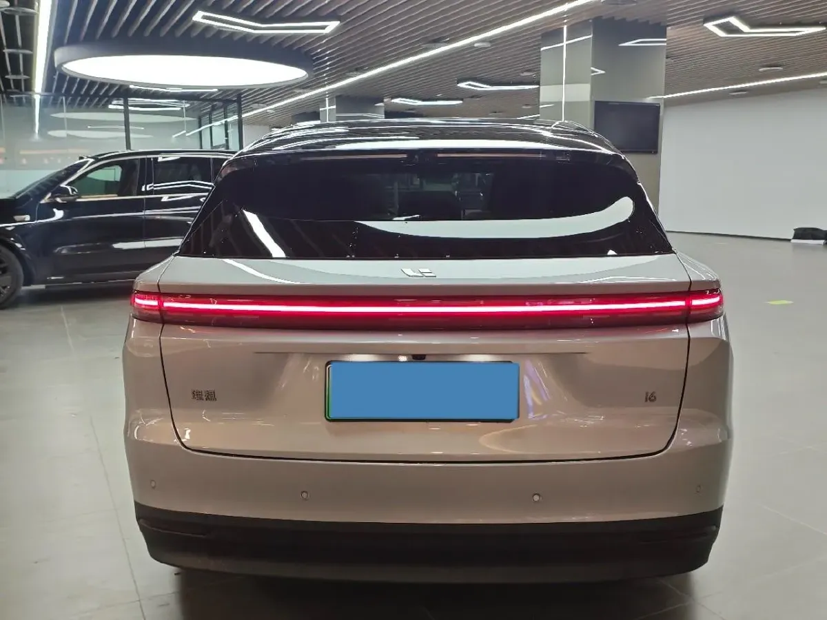 2025 Li i6 BEV,autocango,china used car exporter,china ev exporter,chinese used car exporter,chinese used ev exporter