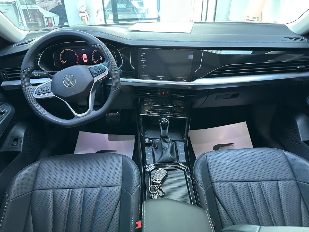 2025 Volkswagen Passat 2.0T 220HP L4 7DCT,autocango,china used car exporter,china ev exporter,chinese used car exporter,chinese used ev exporter