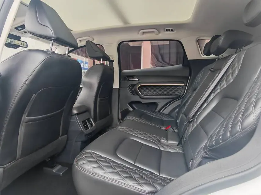 2021 Haval H6 1.5T 169HP L4 7DCT,autocango,china used car exporter,china ev exporter,chinese used car exporter,chinese used ev exporter