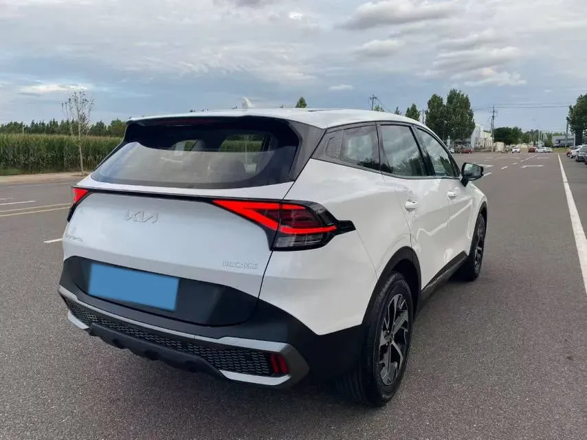 2023 Kia Sportage 1.5T 200HP L4 8AT,autocango,china used car exporter,china ev exporter,chinese used car exporter,chinese used ev exporter