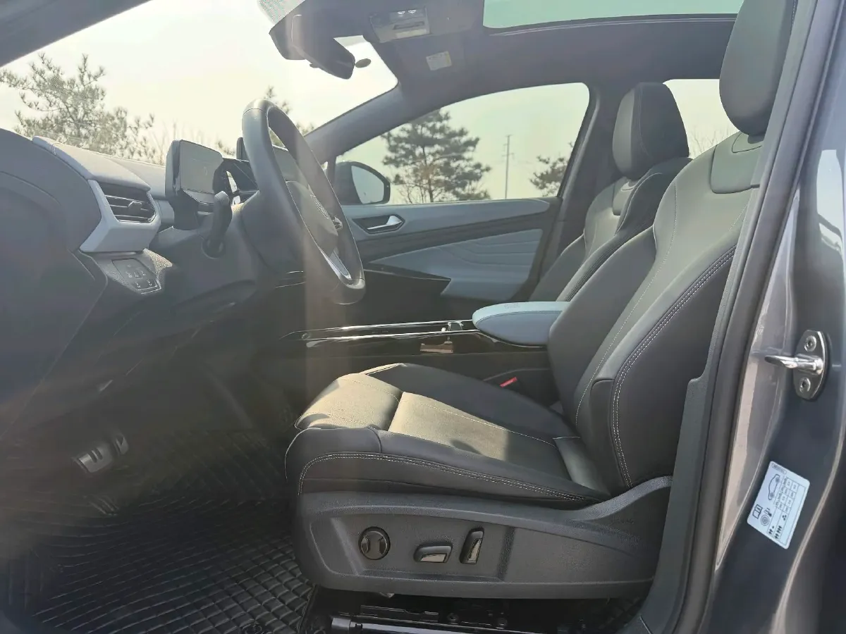 2024 Volkswagen ID.4 X BEV 52.8KWH,autocango,china used car exporter,china ev exporter,chinese used car exporter,chinese used ev exporter