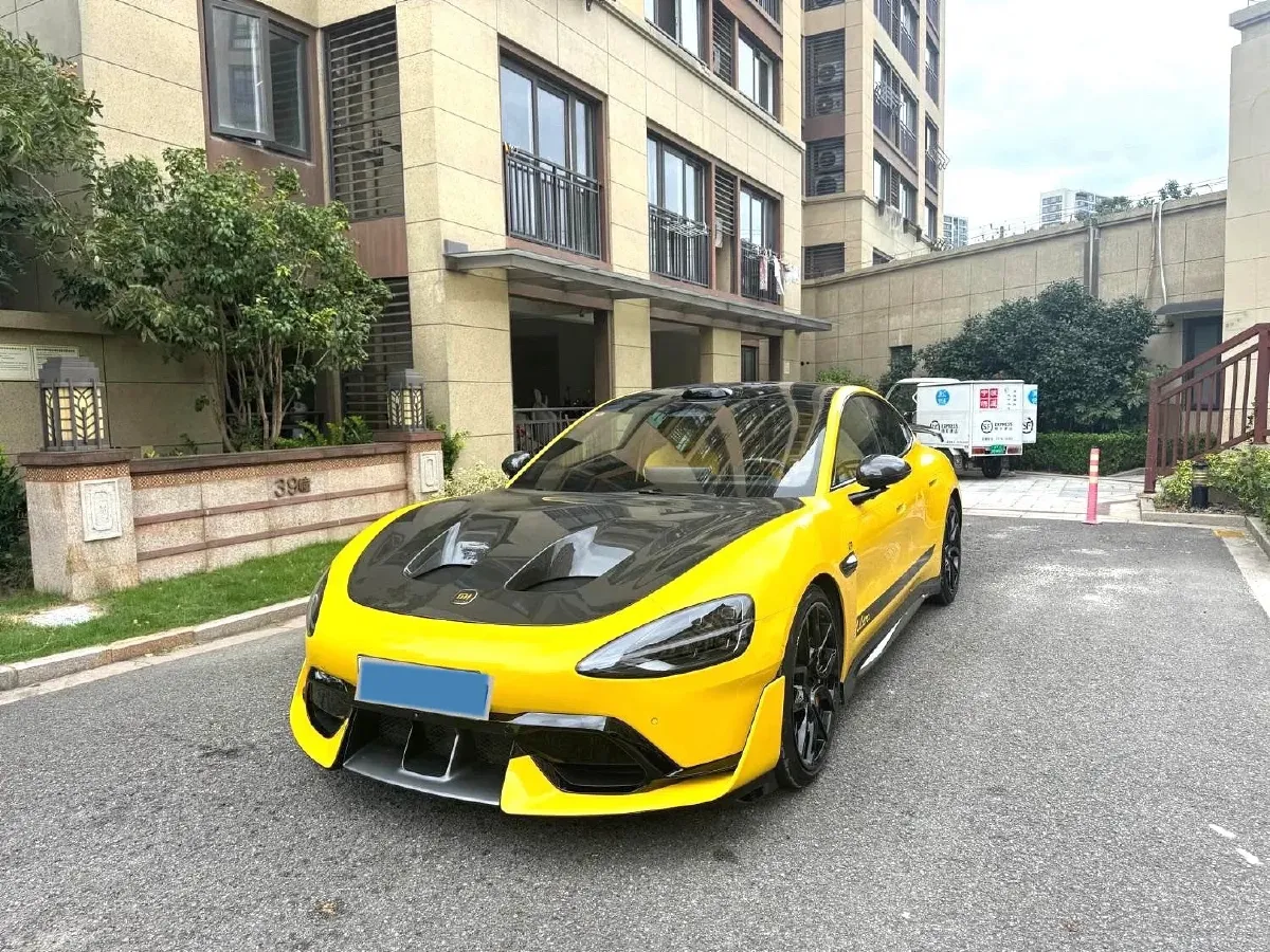 2025 MI SU7 Ultra BEV 93.7KWH,autocango,china used car exporter,china ev exporter,chinese used car exporter,chinese used ev exporter