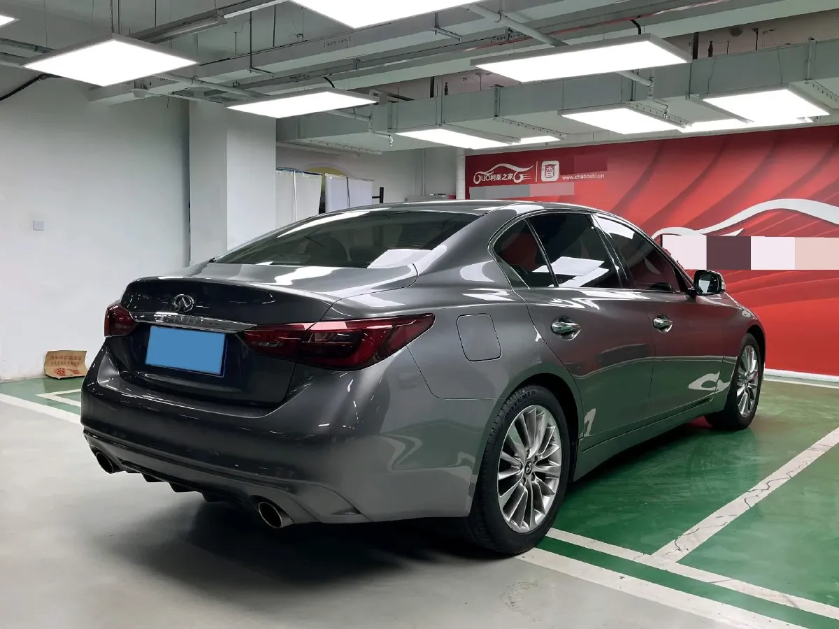 2018 Jeep Grand Commander 2.0T 265HP L4 9AT,autocango,china used car exporter,china ev exporter,chinese used car exporter,chinese used ev exporter