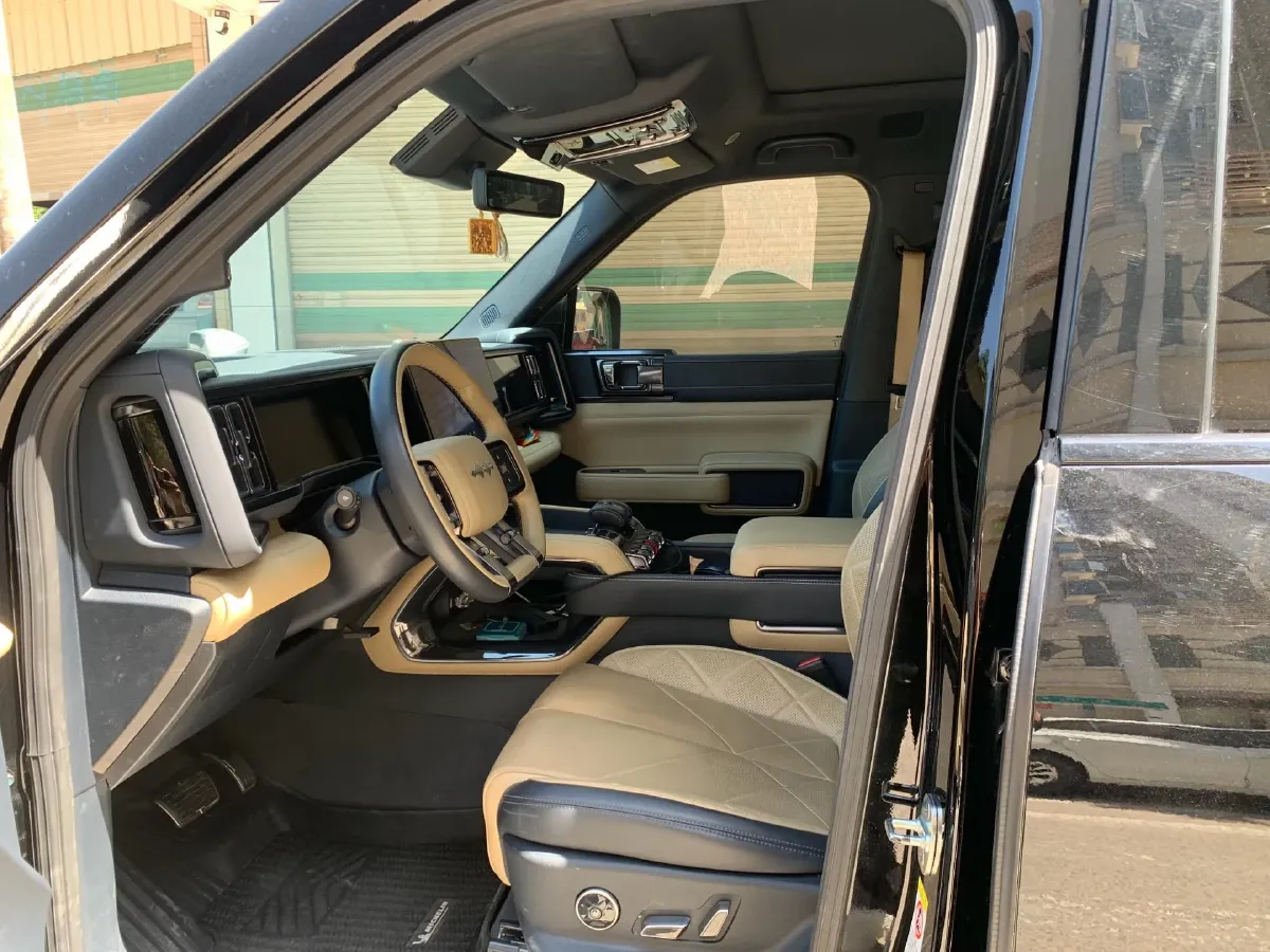 2023 Toyota Crown Kluger 2.5L 189HP L4 E-CVT Hybrid,autocango,china used car exporter,china ev exporter,chinese used car exporter,chinese used ev exporter