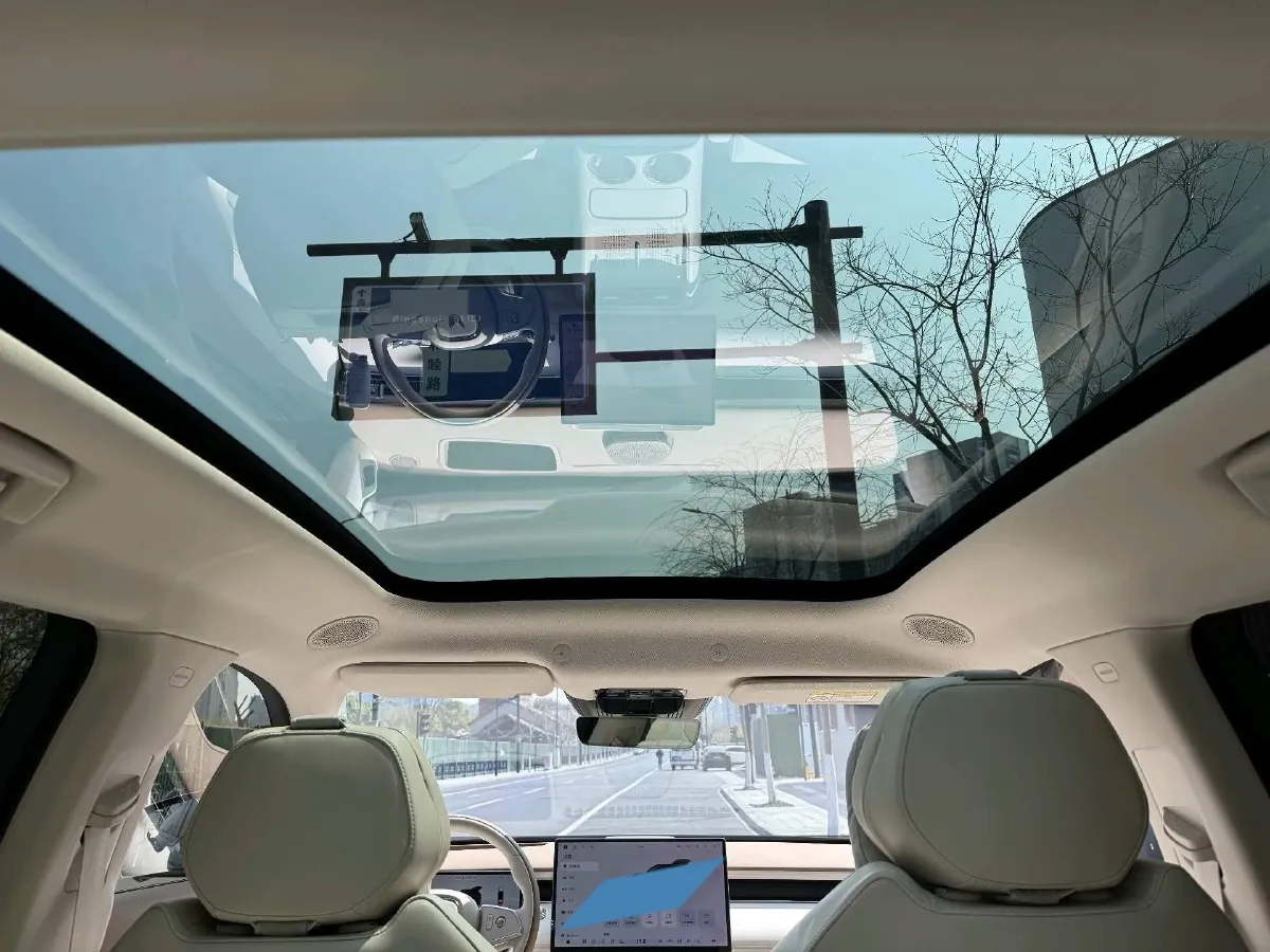 2025 Voyah FREE REEV 129HP REEV,autocango,china used car exporter,china ev exporter,chinese used car exporter,chinese used ev exporter