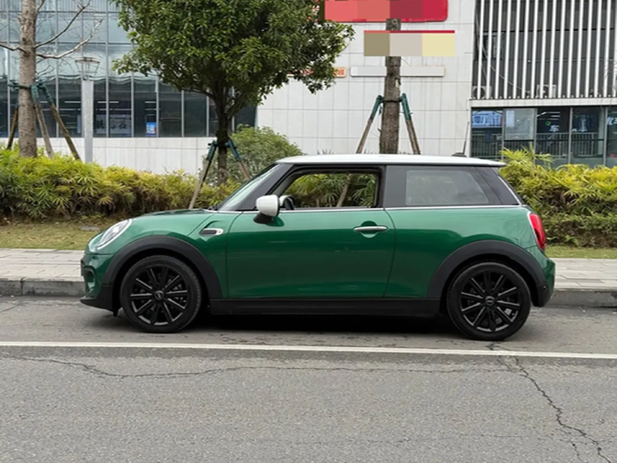 2020 MINI MINI 1.5T 136HP L3 7DCT,autocango,china used car exporter,china ev exporter,chinese used car exporter,chinese used ev exporter