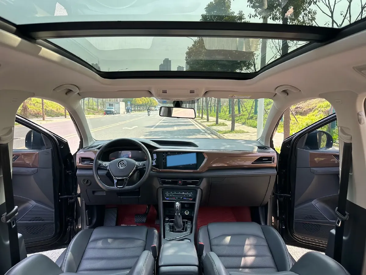 2022 Volkswagen Tharu 1.4T 150HP L4 7DCT,autocango,china used car exporter,china ev exporter,chinese used car exporter,chinese used ev exporter