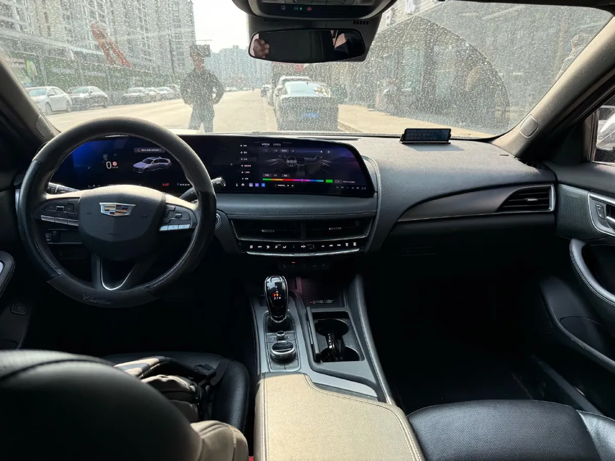 2024 Cadillac CT5 2.0T 237HP L4 10AT,autocango,china used car exporter,china ev exporter,chinese used car exporter,chinese used ev exporter