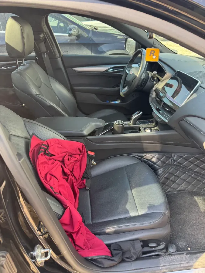 2024 Cadillac CT5 2.0T 237HP L4 10AT,autocango,china used car exporter,china ev exporter,chinese used car exporter,chinese used ev exporter