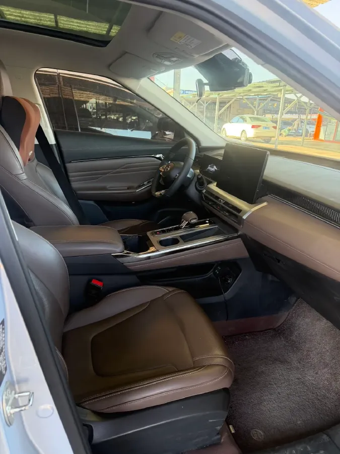 2024 GAC Trumpchi GS4 1.5T 177HP L4 7DCT,autocango,china used car exporter,china ev exporter,chinese used car exporter,chinese used ev exporter