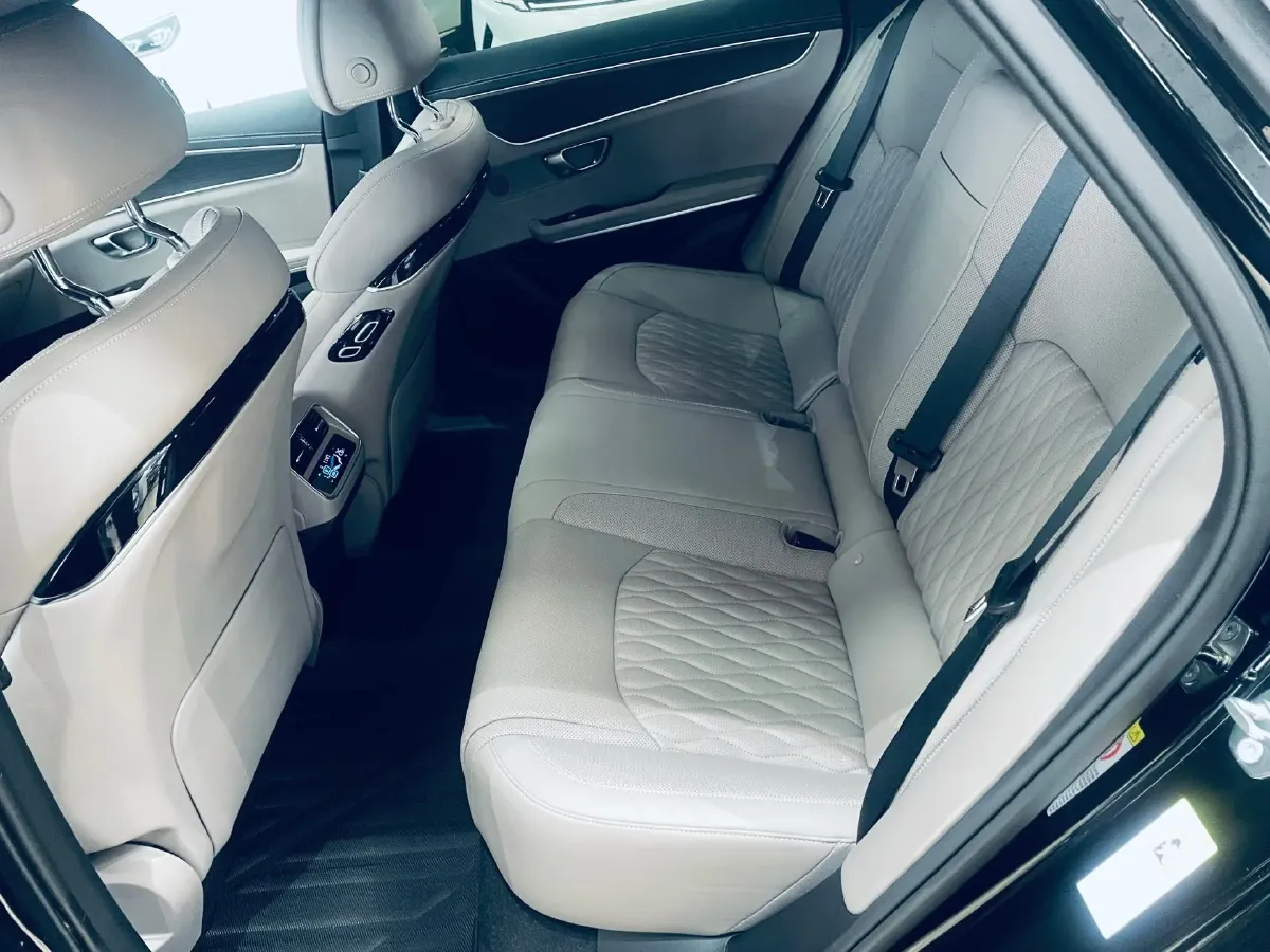 2025 BYD Han 1.5T 156HP L4 E-CVT PHEV,autocango,china used car exporter,china ev exporter,chinese used car exporter,chinese used ev exporter