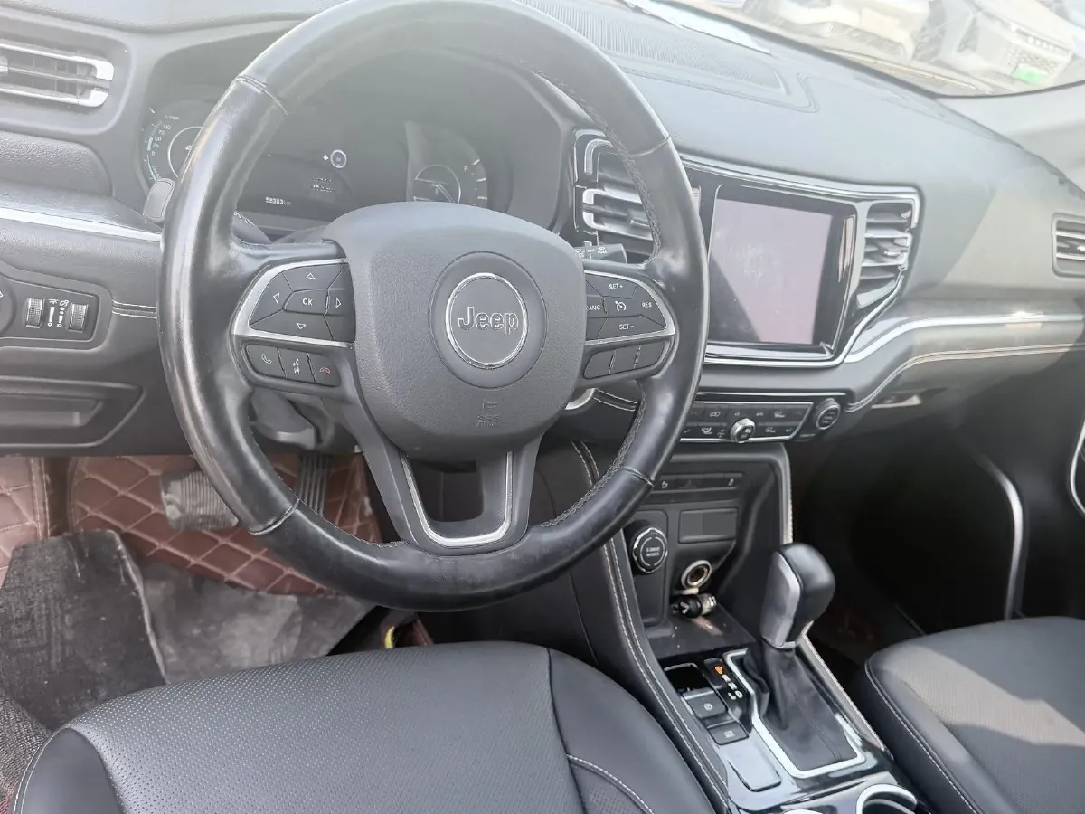 2020 Jeep Grand Commander 2.0T 230HP L4 E-CVT PHEV,autocango,china used car exporter,china ev exporter,chinese used car exporter,chinese used ev exporter