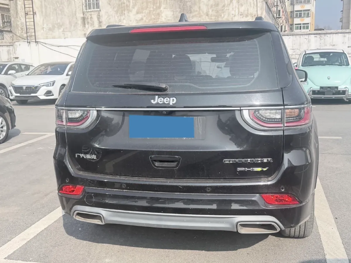 2020 Jeep Grand Commander 2.0T 230HP L4 E-CVT PHEV,autocango,china used car exporter,china ev exporter,chinese used car exporter,chinese used ev exporter