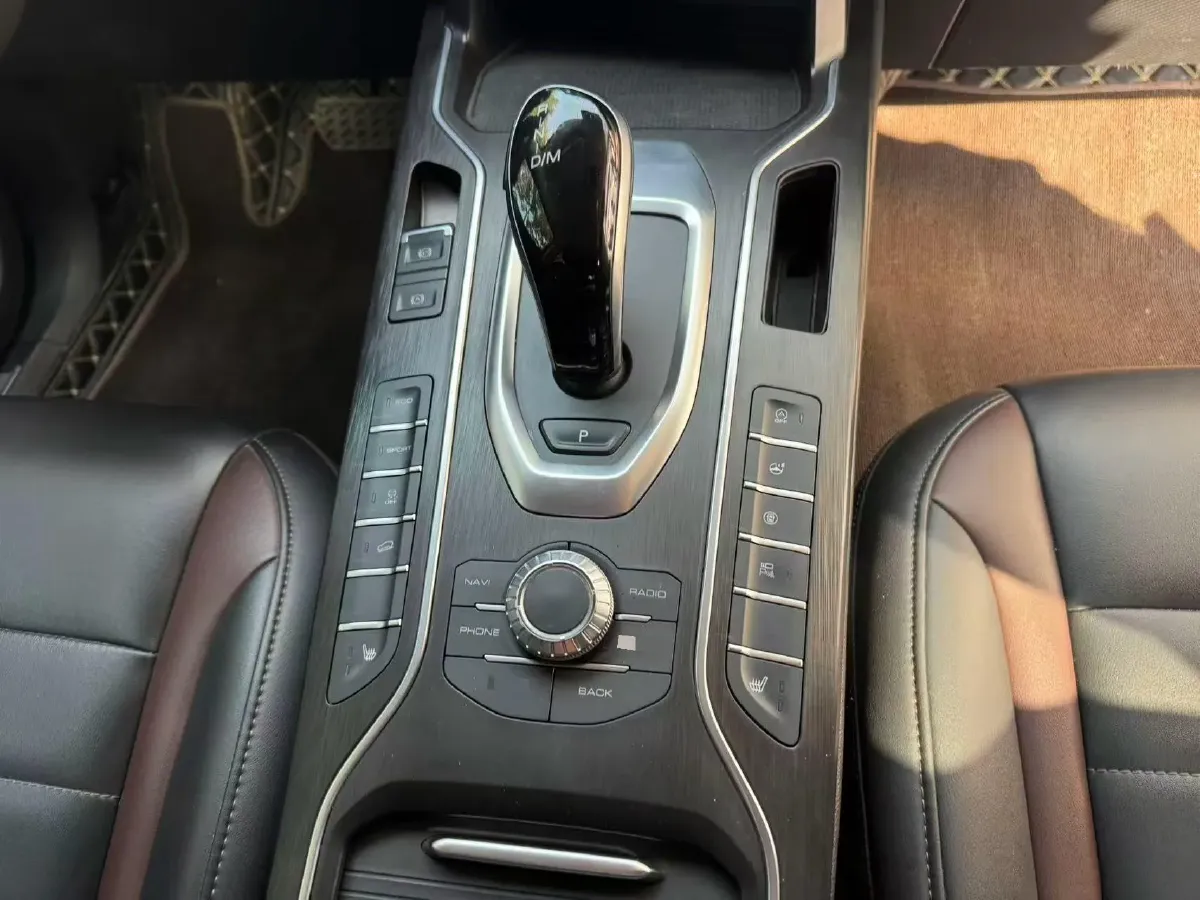 2021 WEY VV5 1.5T 171HP L4 7DCT,autocango,china used car exporter,china ev exporter,chinese used car exporter,chinese used ev exporter