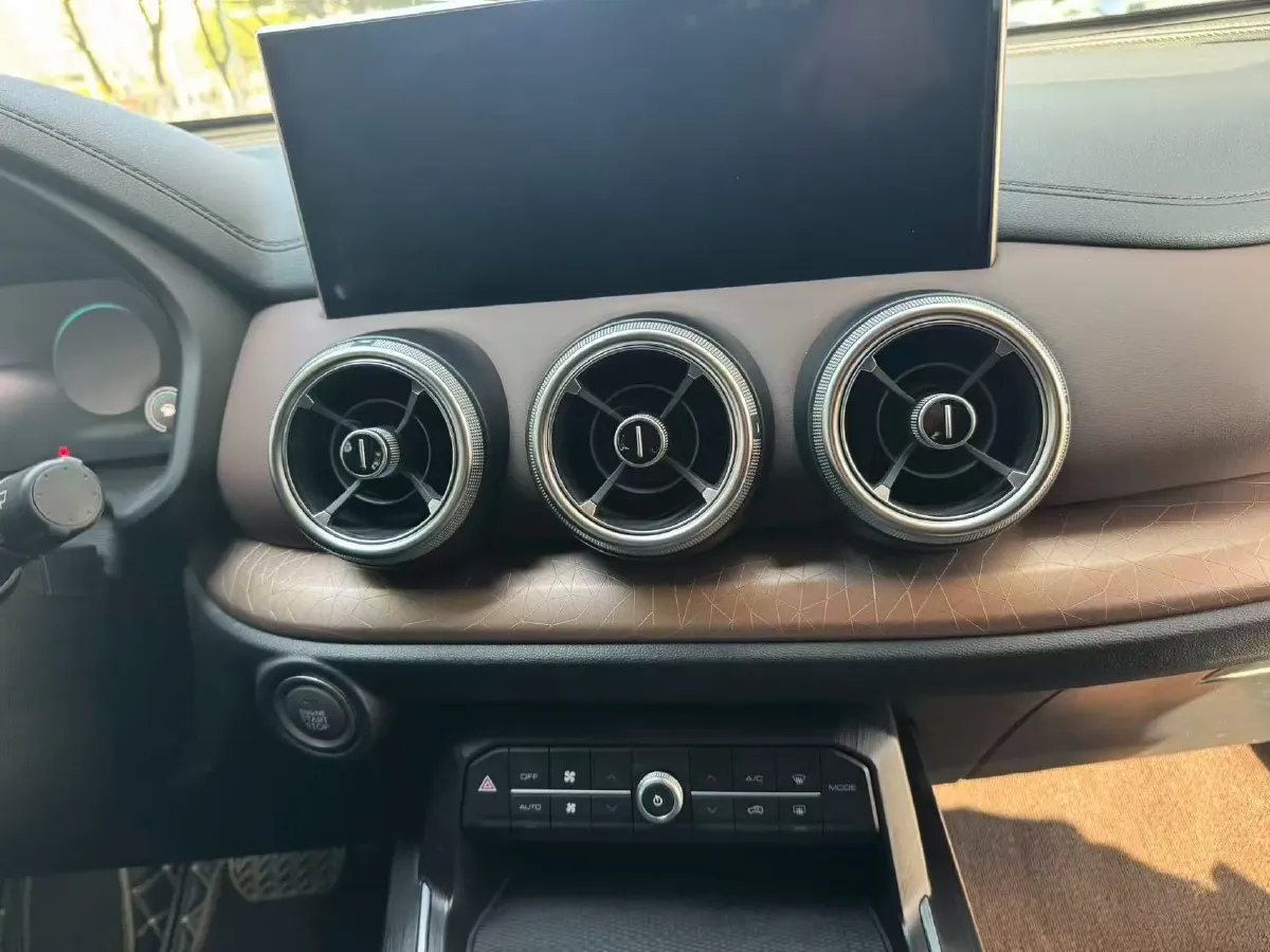 2021 WEY VV5 1.5T 171HP L4 7DCT,autocango,china used car exporter,china ev exporter,chinese used car exporter,chinese used ev exporter