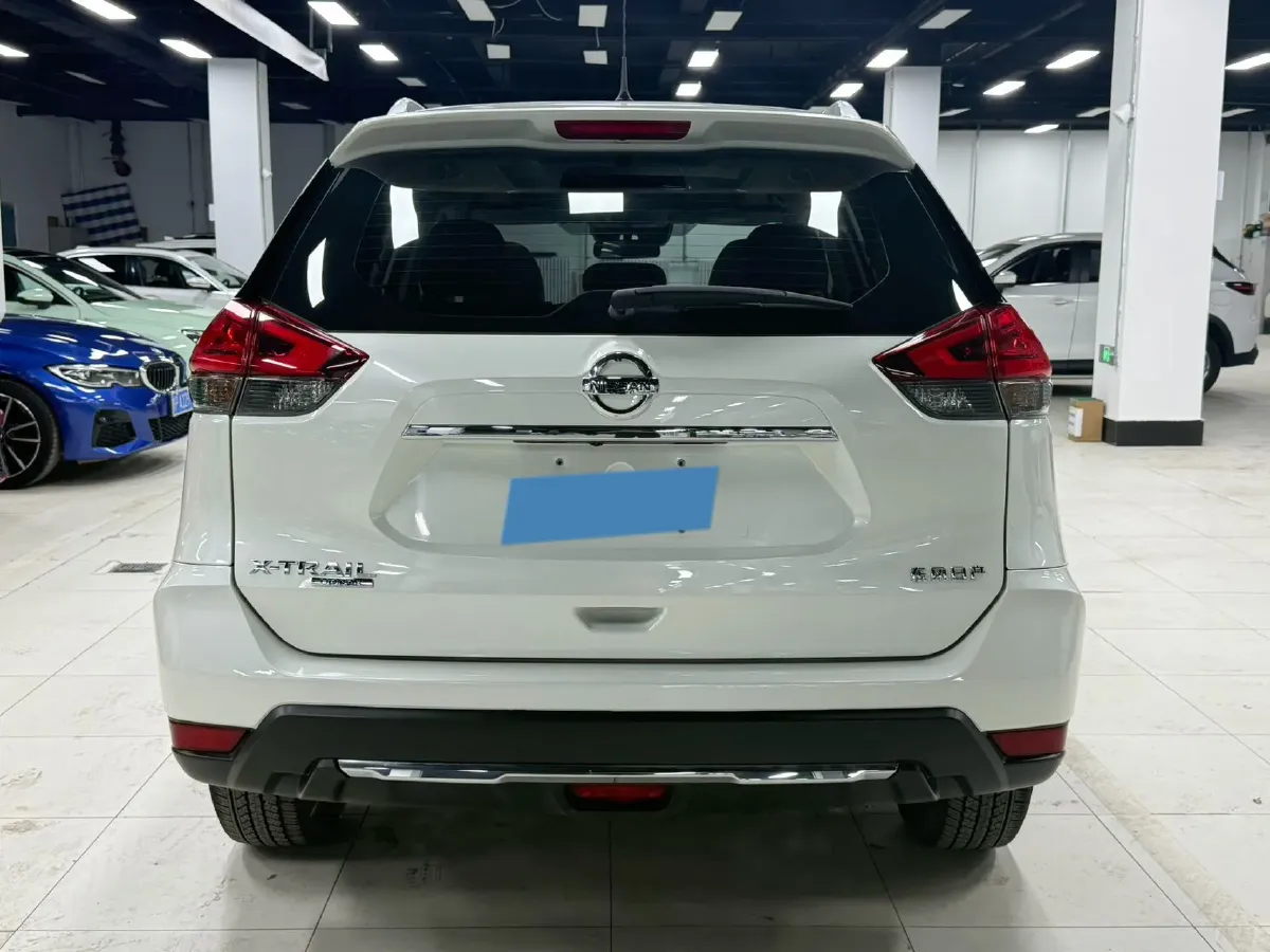 2023 Nissan X-Trail 2.0L 151HP L4 CVT,autocango,china used car exporter,china ev exporter,chinese used car exporter,chinese used ev exporter