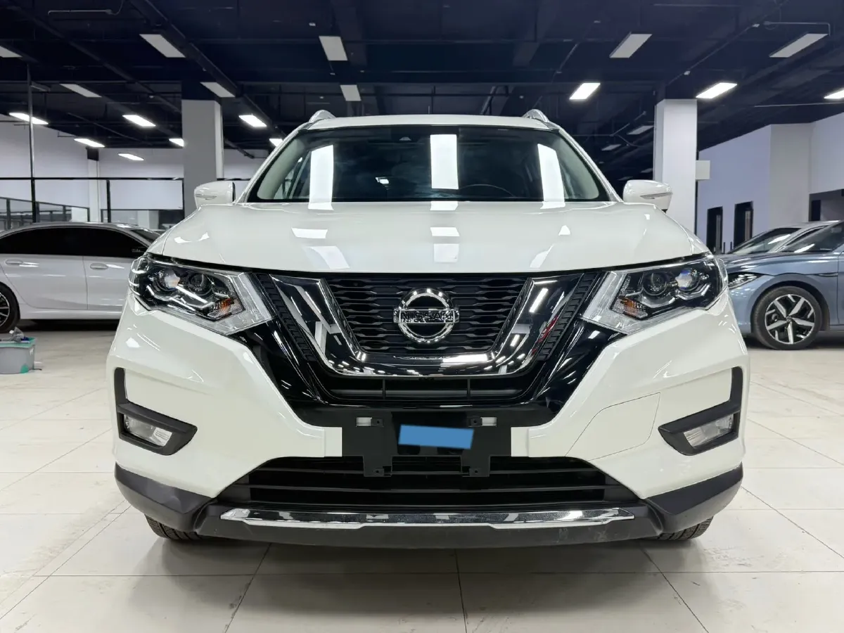 2023 Nissan X-Trail 2.0L 151HP L4 CVT,autocango,china used car exporter,china ev exporter,chinese used car exporter,chinese used ev exporter