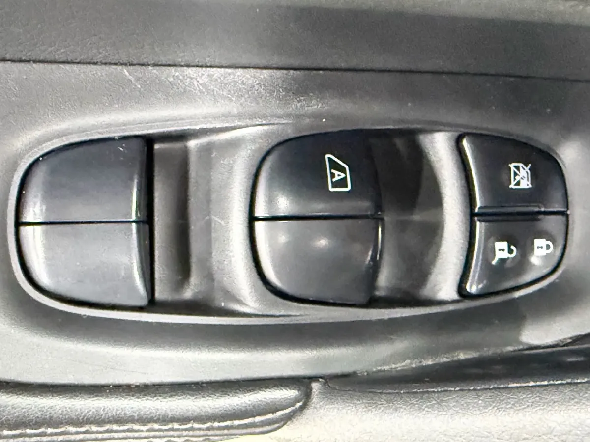 2023 Nissan X-Trail 2.0L 151HP L4 CVT,autocango,china used car exporter,china ev exporter,chinese used car exporter,chinese used ev exporter