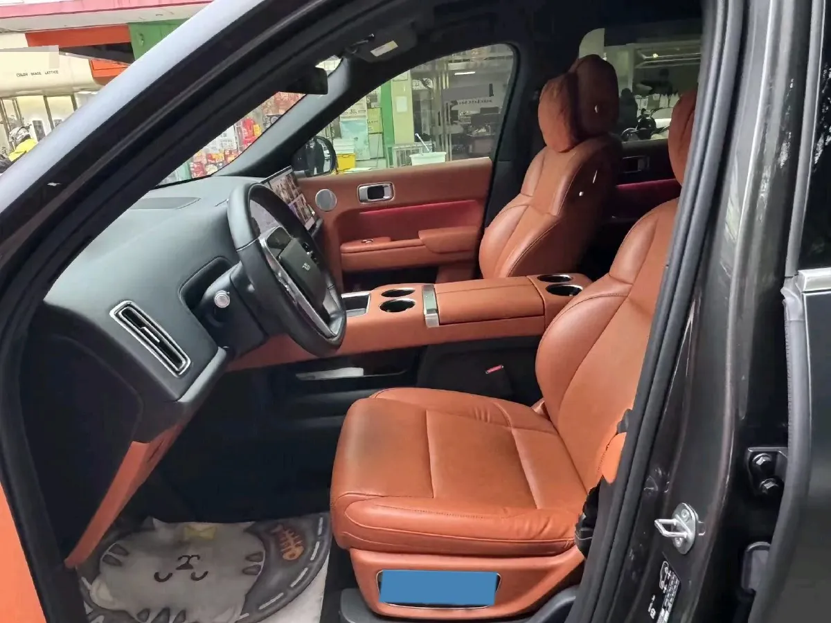 2023 Li L8 Range Extended 154HP REEV 40.9KWH,autocango,china used car exporter,china ev exporter,chinese used car exporter,chinese used ev exporter