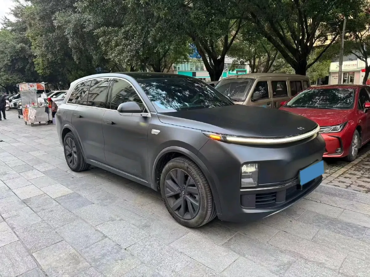2023 Li L8 Range Extended 154HP REEV 40.9KWH,autocango,china used car exporter,china ev exporter,chinese used car exporter,chinese used ev exporter