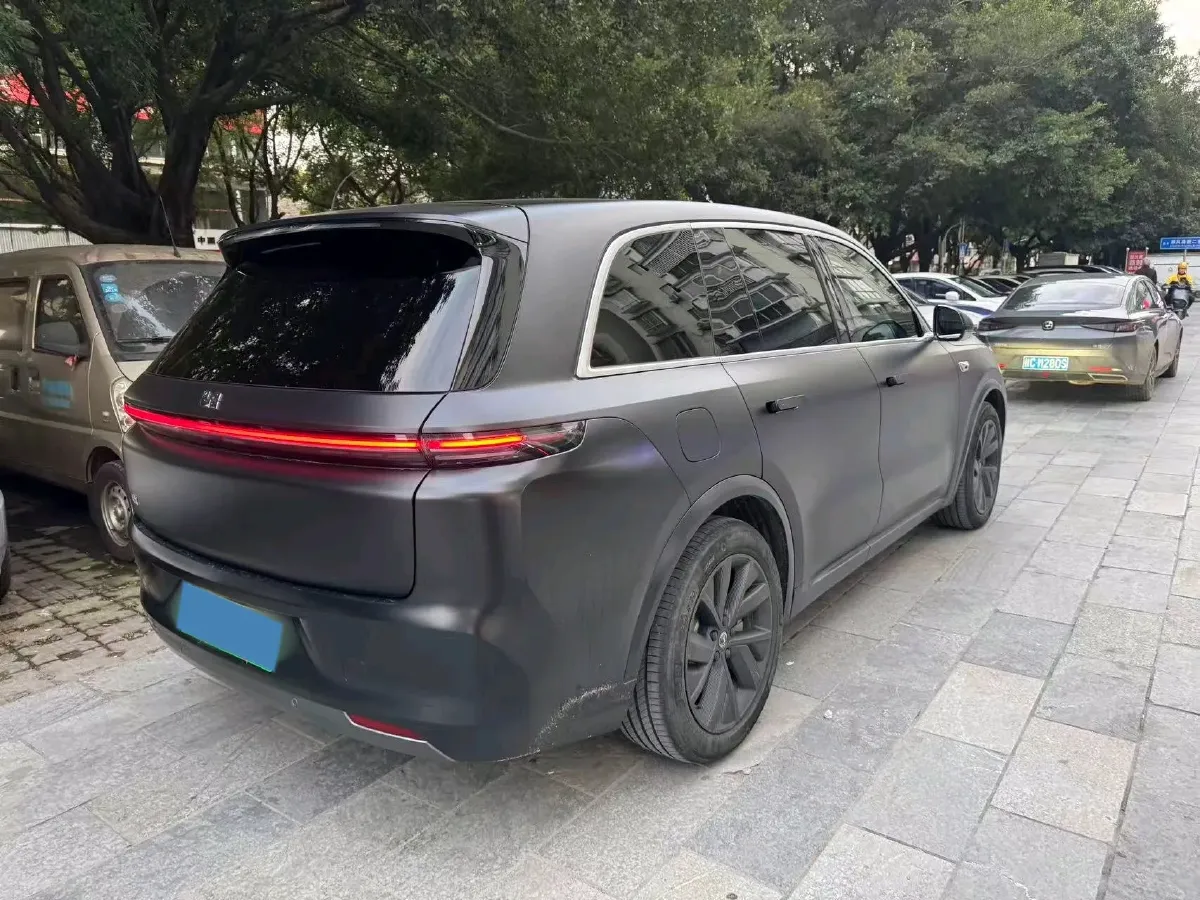 2023 Li L8 Range Extended 154HP REEV 40.9KWH,autocango,china used car exporter,china ev exporter,chinese used car exporter,chinese used ev exporter