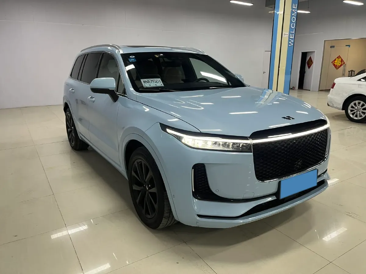 2020 Li ONE Range Extended 131HP REEV 40.5KWH,autocango,china used car exporter,china ev exporter,chinese used car exporter,chinese used ev exporter