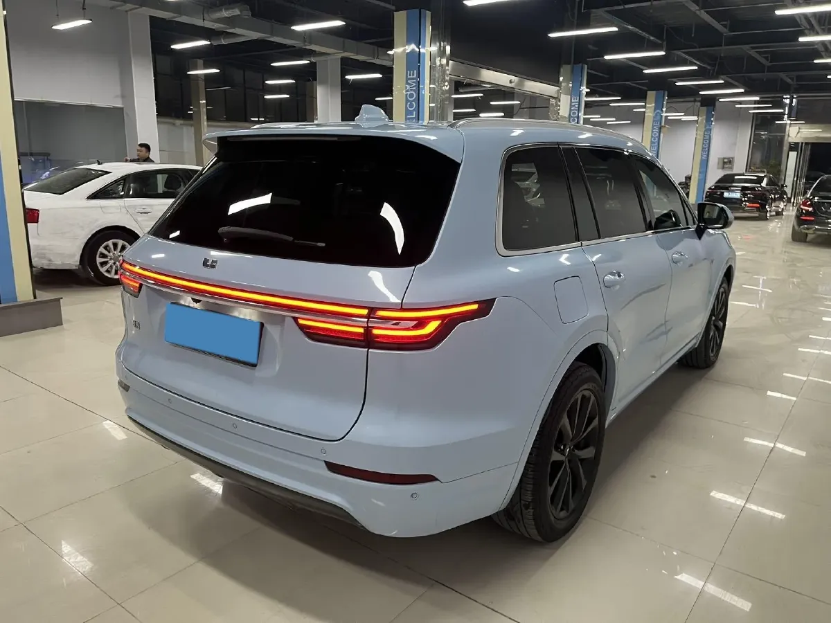 2020 Li ONE Range Extended 131HP REEV 40.5KWH,autocango,china used car exporter,china ev exporter,chinese used car exporter,chinese used ev exporter