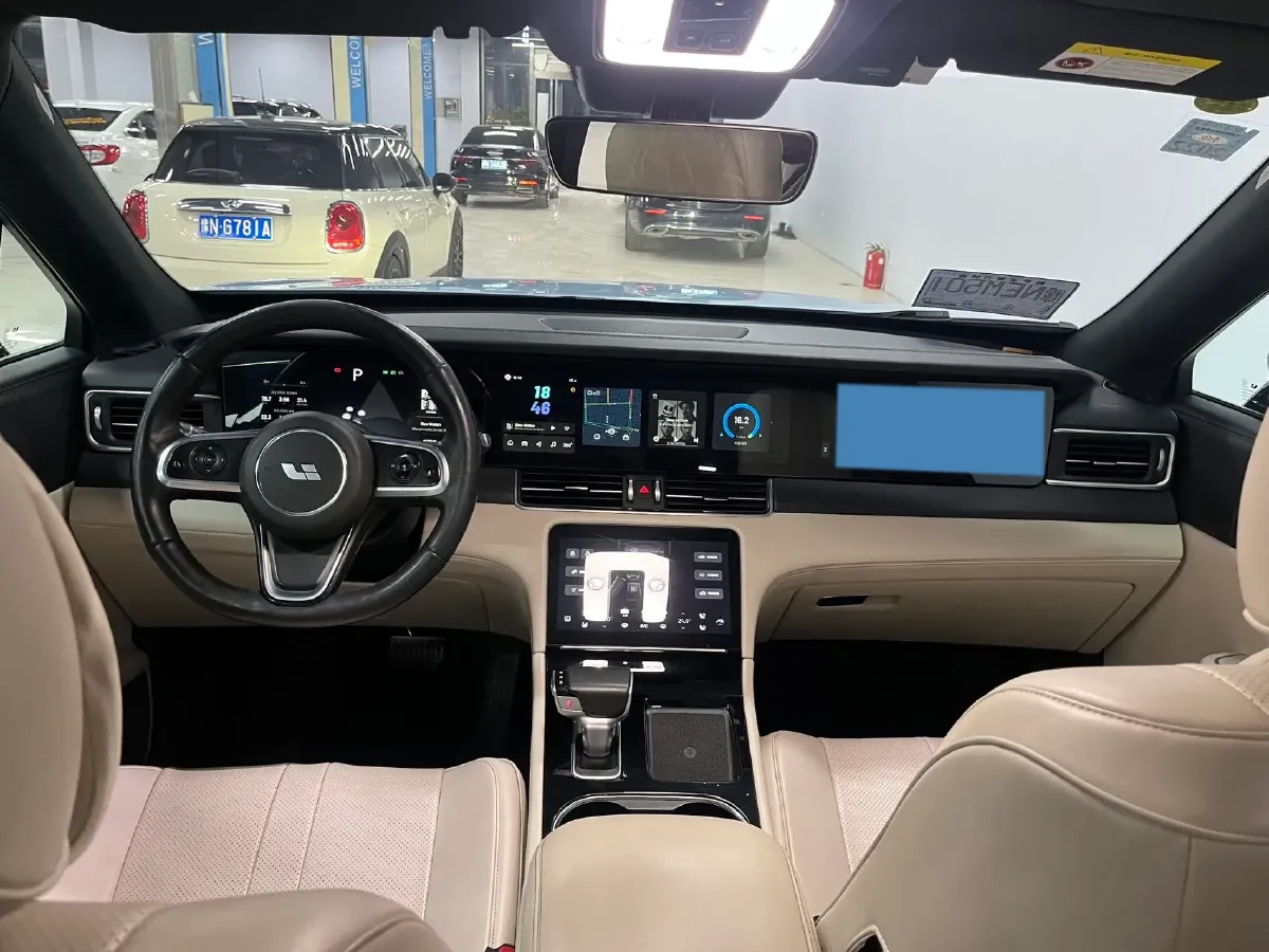 2020 Li ONE Range Extended 131HP REEV 40.5KWH,autocango,china used car exporter,china ev exporter,chinese used car exporter,chinese used ev exporter