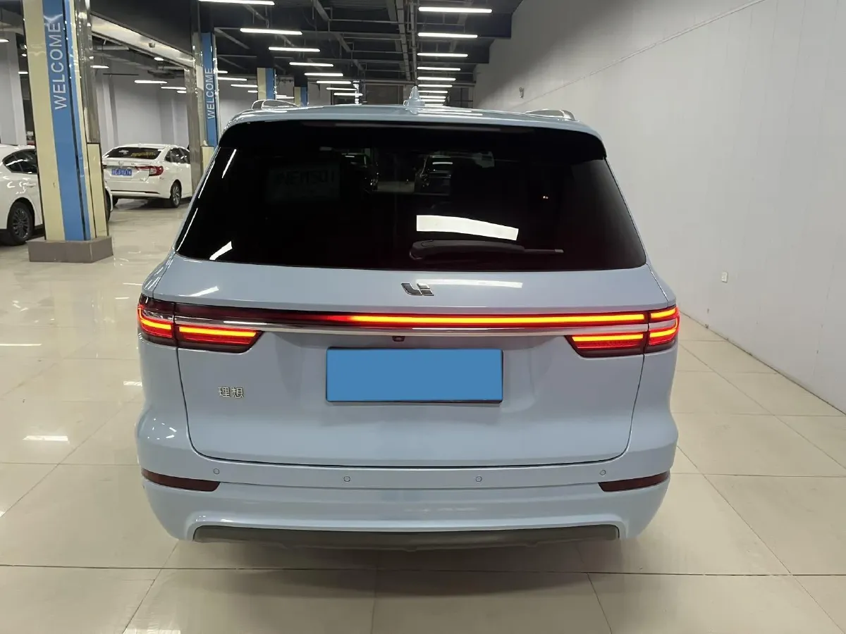 2020 Li ONE Range Extended 131HP REEV 40.5KWH,autocango,china used car exporter,china ev exporter,chinese used car exporter,chinese used ev exporter