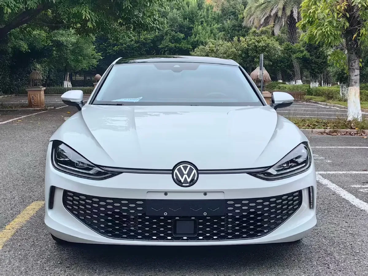 2024 Volkswagen Lamando 1.4T 150HP L4 7DCT,autocango,china used car exporter,china ev exporter,chinese used car exporter,chinese used ev exporter