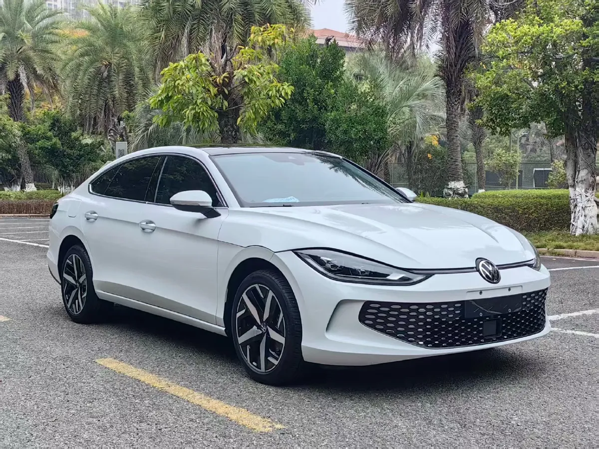 2024 Volkswagen Lamando 1.4T 150HP L4 7DCT,autocango,china used car exporter,china ev exporter,chinese used car exporter,chinese used ev exporter