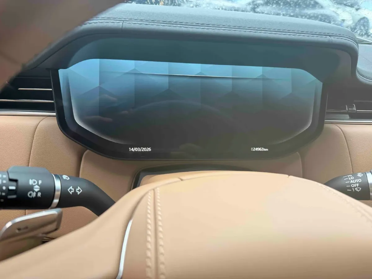 2025 Land Rover Range Rover 3.0T 400HP L6 8AT,autocango,china used car exporter,china ev exporter,chinese used car exporter,chinese used ev exporter