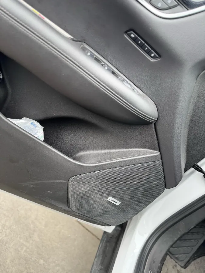 2022 Cadillac XT5 2.0T 237HP L4 9AT,autocango,china used car exporter,china ev exporter,chinese used car exporter,chinese used ev exporter