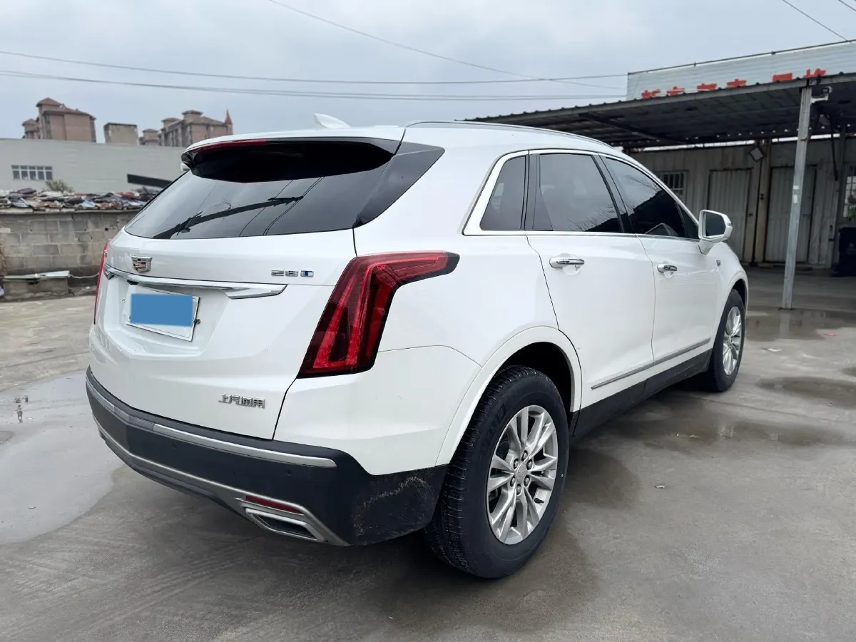 2022 Cadillac XT5 2.0T 237HP L4 9AT,autocango,china used car exporter,china ev exporter,chinese used car exporter,chinese used ev exporter