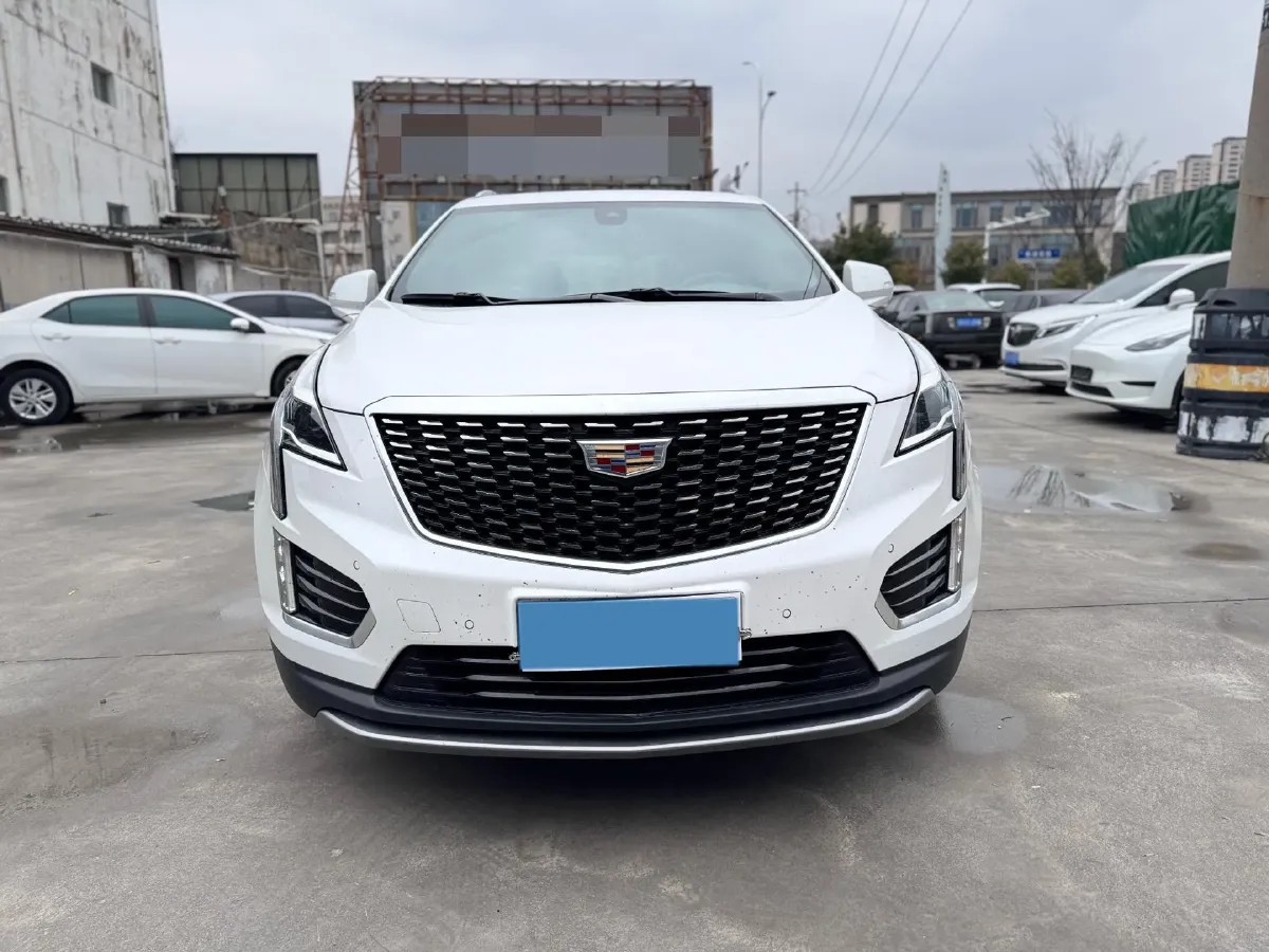 2022 Cadillac XT5 2.0T 237HP L4 9AT,autocango,china used car exporter,china ev exporter,chinese used car exporter,chinese used ev exporter