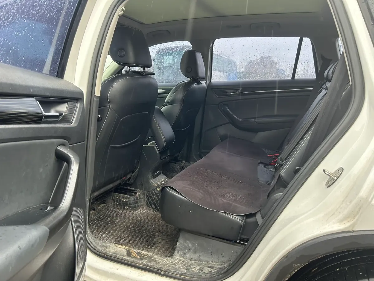 2020 Skoda Kodiak 2.0T 186HP L4 7DCT,autocango,china used car exporter,china ev exporter,chinese used car exporter,chinese used ev exporter