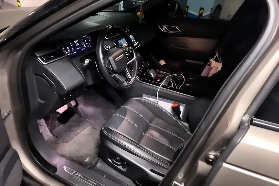 2021 Land Rover Range Rover Velar 2.0T 250HP L4 8AT,autocango,china used car exporter,china ev exporter,chinese used car exporter,chinese used ev exporter