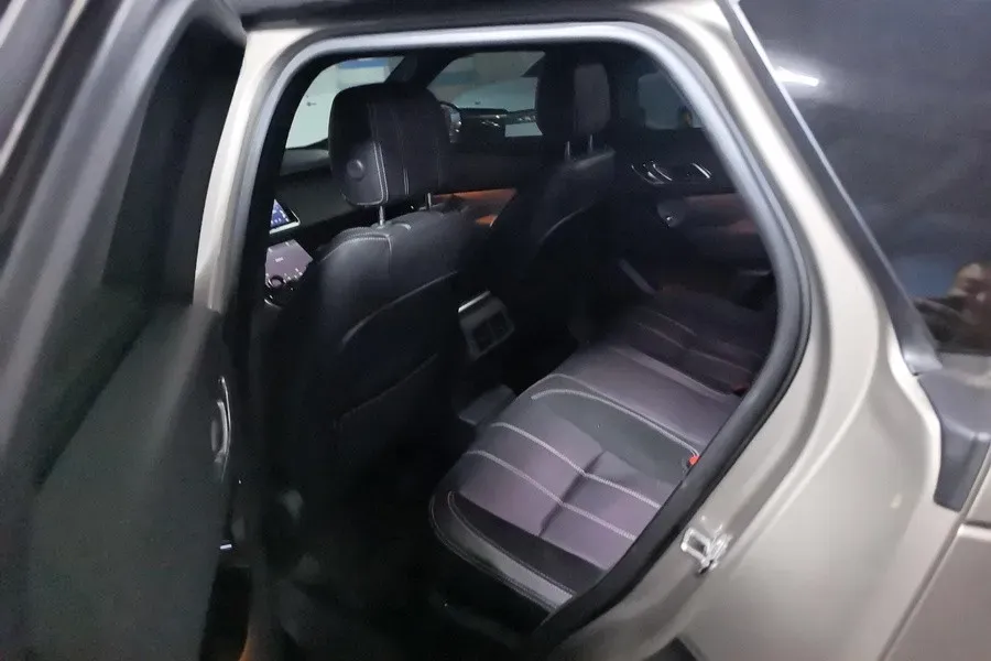 2021 Land Rover Range Rover Velar 2.0T 250HP L4 8AT,autocango,china used car exporter,china ev exporter,chinese used car exporter,chinese used ev exporter