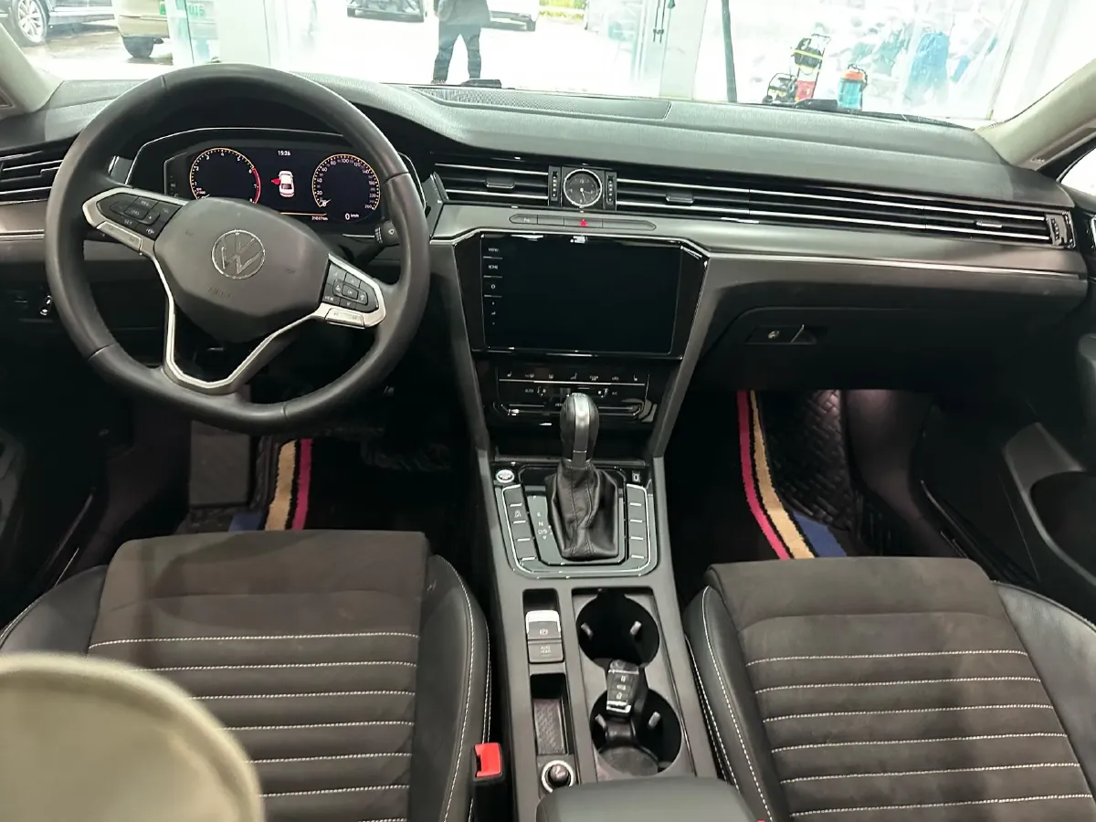 2020 Volkswagen Magotan 2.0T 186HP L4 7DCT,autocango,china used car exporter,china ev exporter,chinese used car exporter,chinese used ev exporter