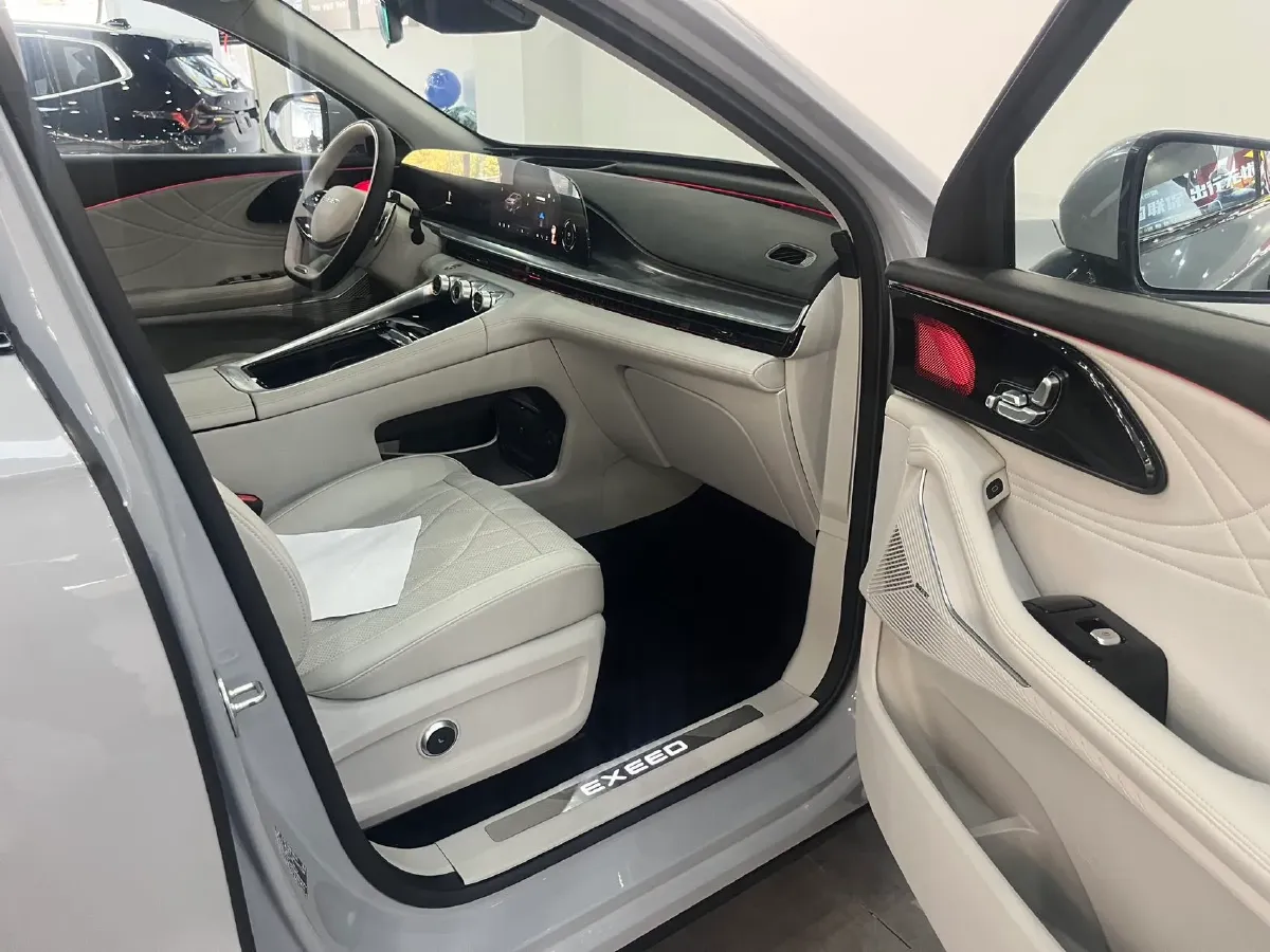 2023 Exceed RX 2.0T 261HP L4 7DCT,autocango,china used car exporter,china ev exporter,chinese used car exporter,chinese used ev exporter