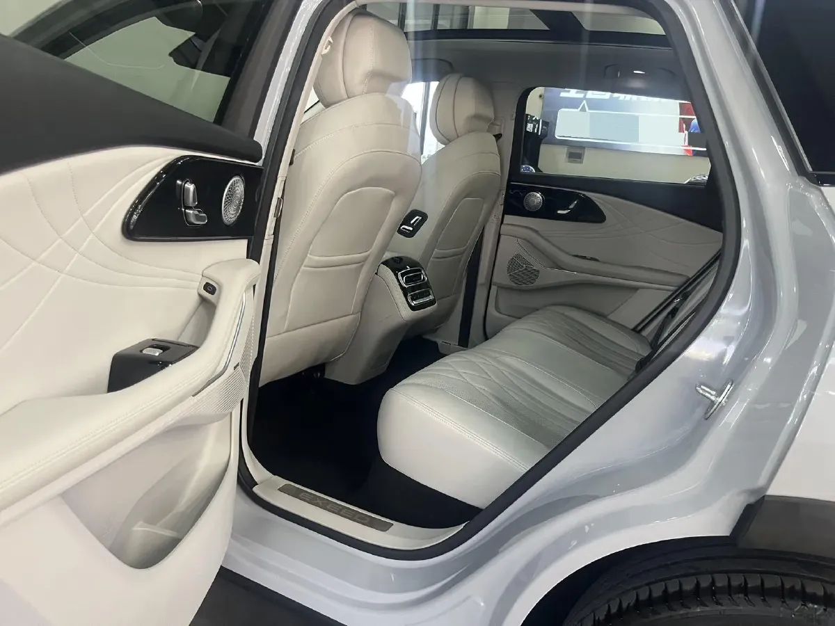 2023 Exceed RX 2.0T 261HP L4 7DCT,autocango,china used car exporter,china ev exporter,chinese used car exporter,chinese used ev exporter